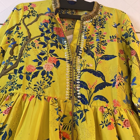 Kurta - Picture 5 of 11